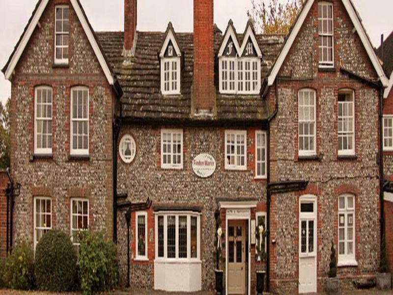 Findon Manor Hotel Exterior foto