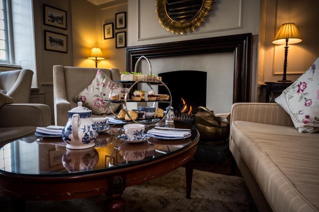 Findon Manor Hotel Exterior foto